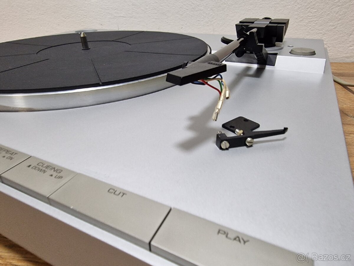 Gramofon Yamaha P-500 - 9