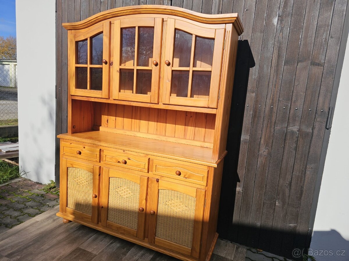 Masivní kredenc - borovice - 9