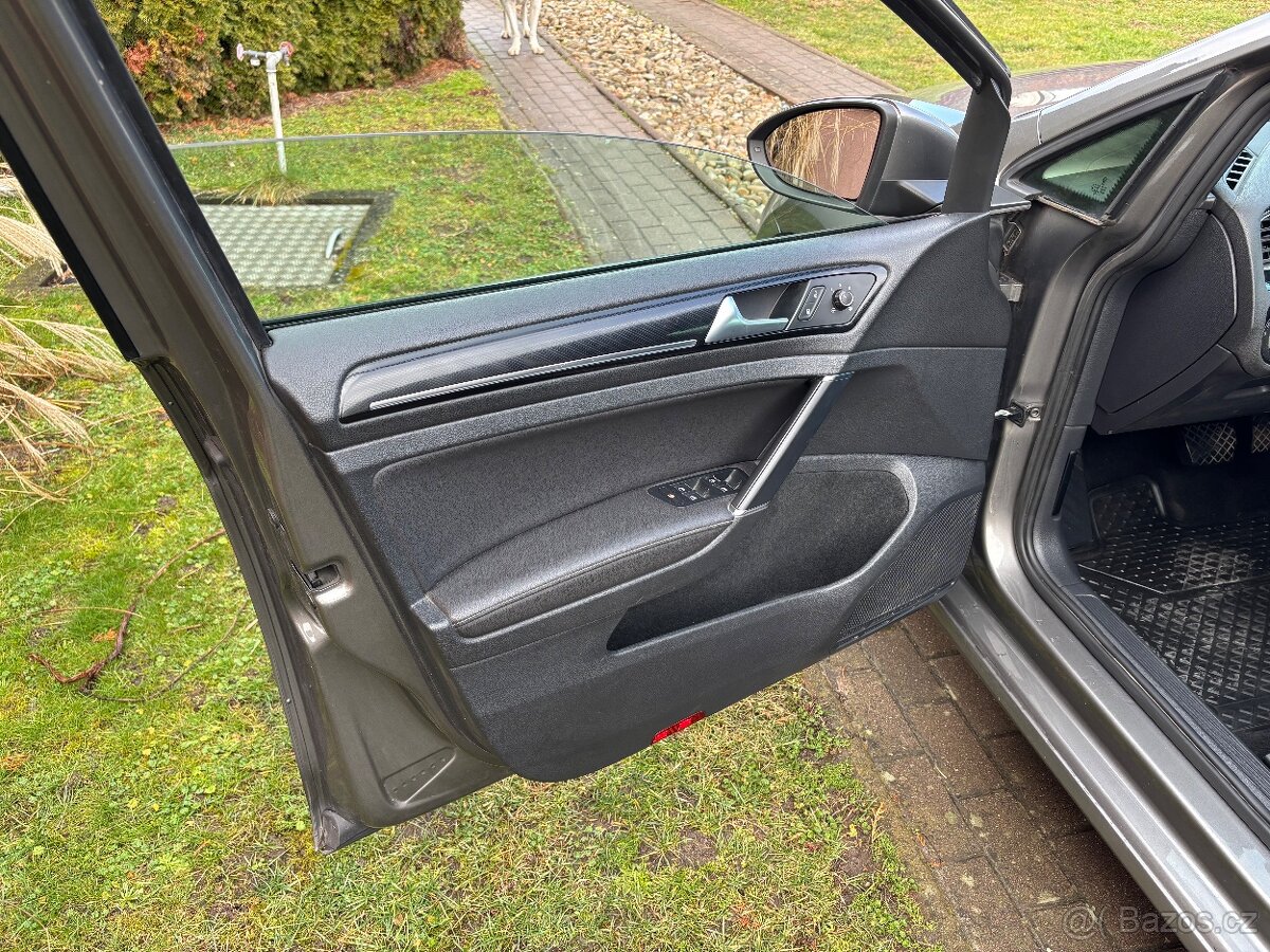 PREDÁM VW GOLF 7 2,0tdi dsg - 9