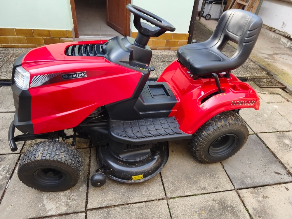 Zahradní traktor Mountfield 1438 M - SD - 9