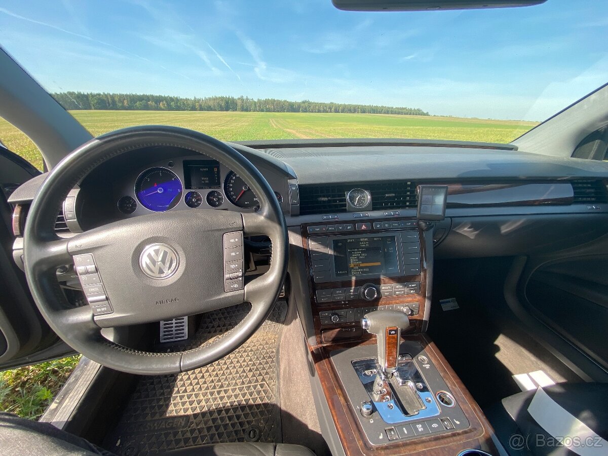 Volksvagen Phaeton - 9