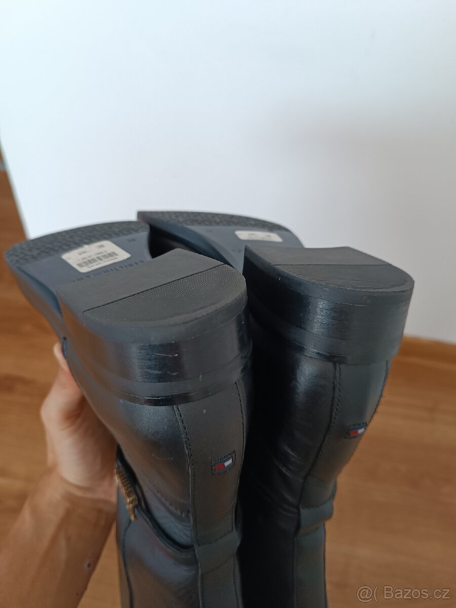 Kožené kozačky Tommy Hilfiger - 9