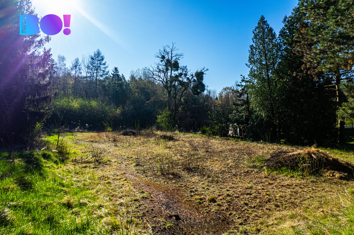 Prodej stavební parcely se schváleným projektem rodinného do - 9