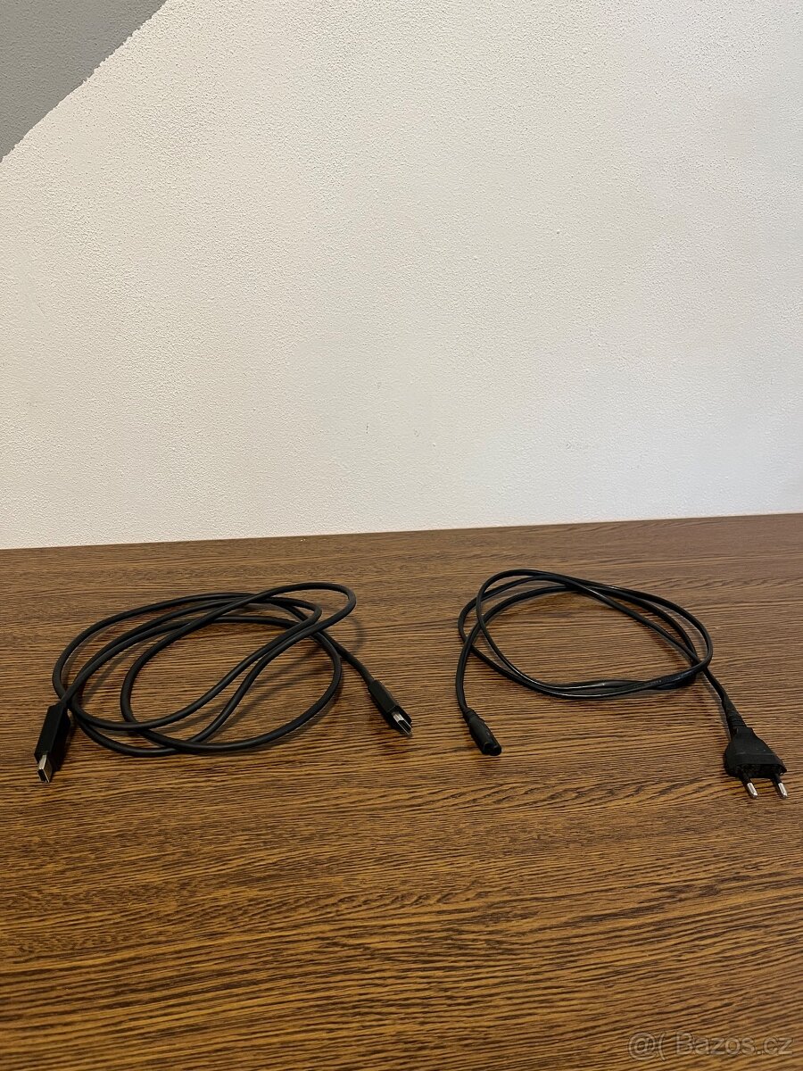 Playstation 4 slim +příslušenství - 9