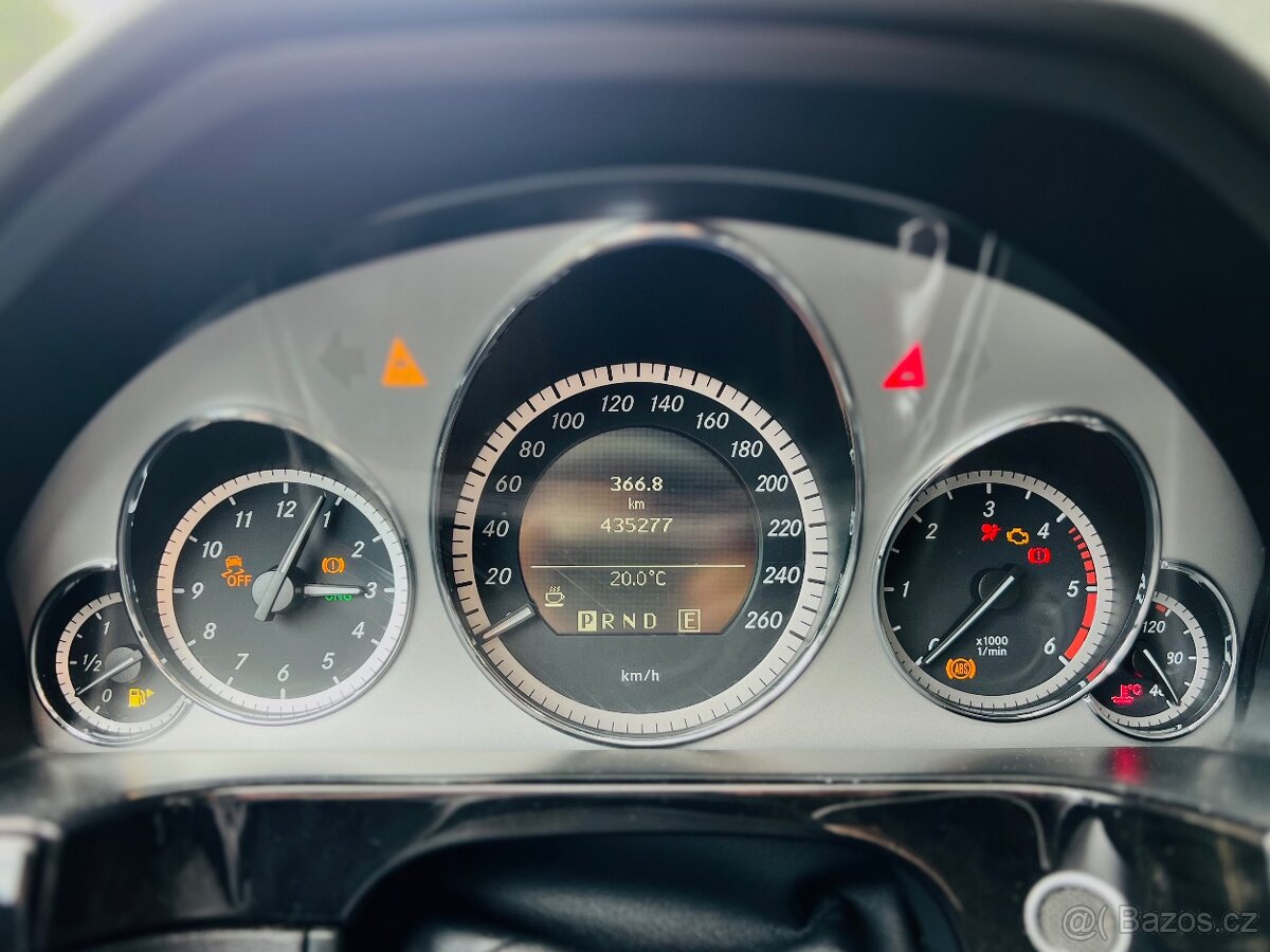 Mercedes Benz E350 CDI W212 Avantgarde 2011 - 9