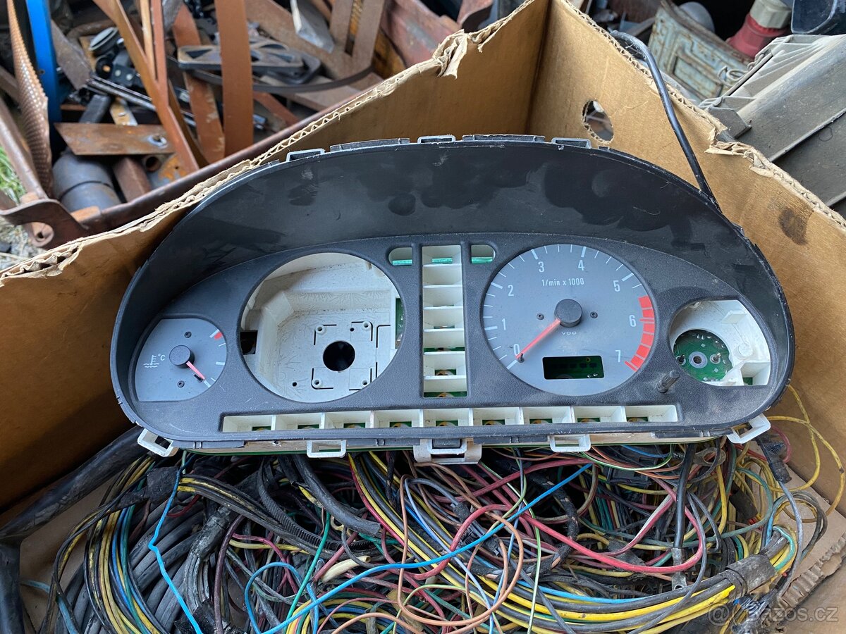 Škoda Felicia díly - 9