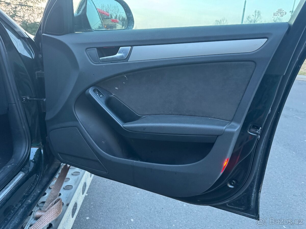 sedacky tapce audi a4 b8 avant - 9