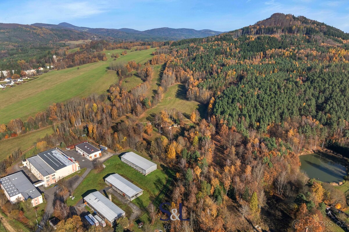 Prodej komerčních pozemků 10 192 m² - Cvikov, okres Česká Lí - 9