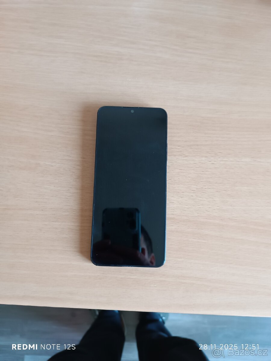 Mobilní telefon - 9