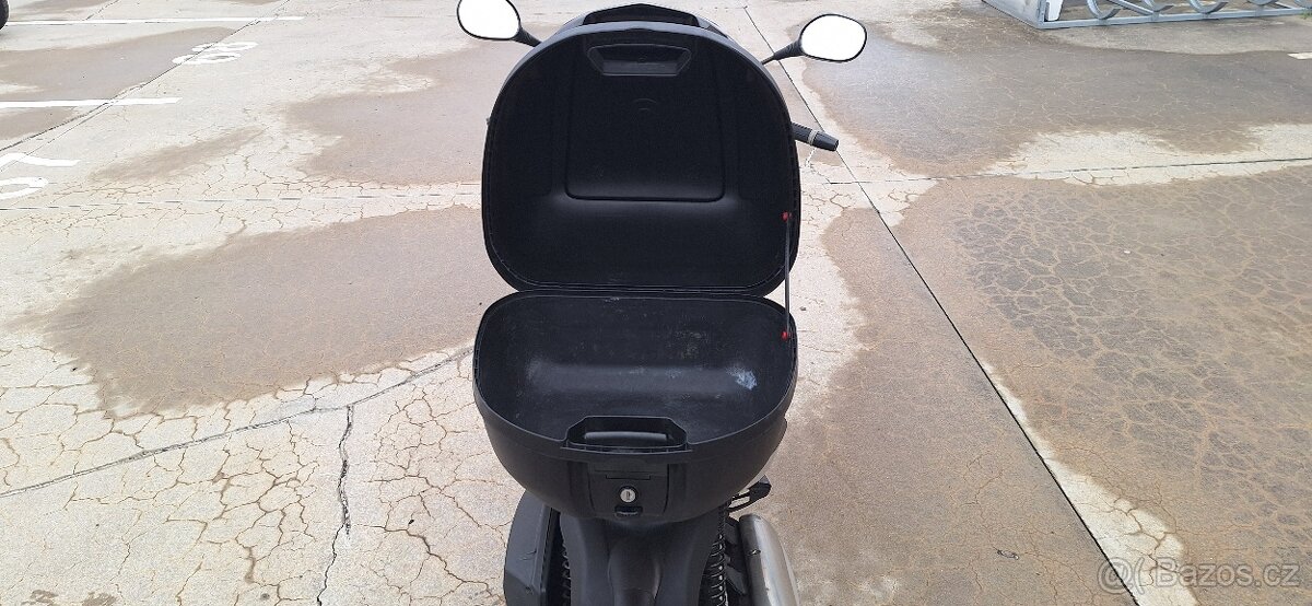 Aprilia Sportcity 200 - 9