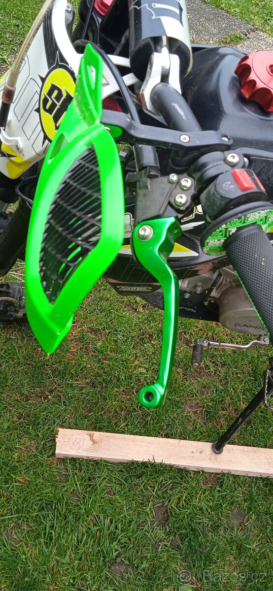 Motorka pitbike Stomp Z3 140 - 9