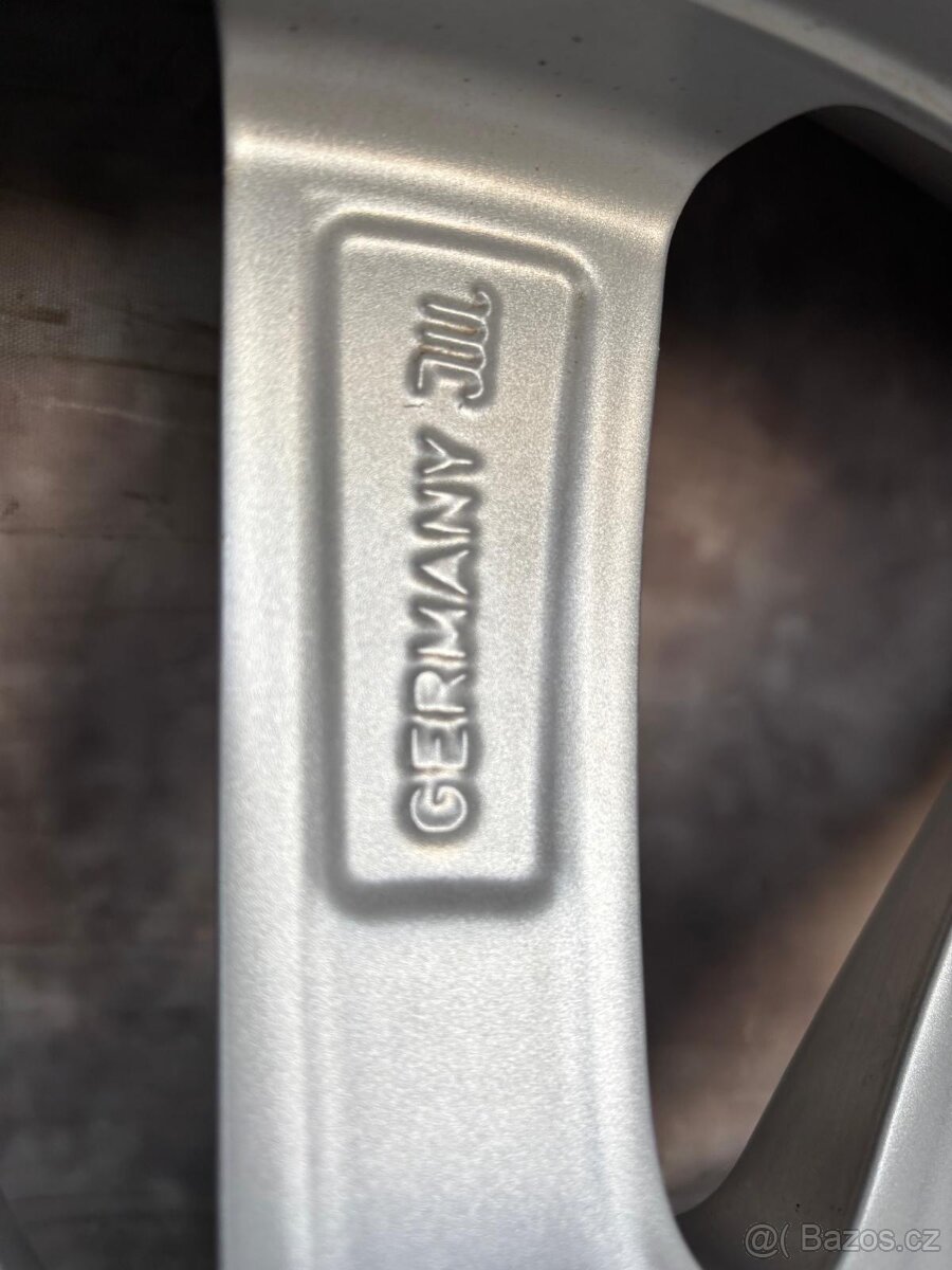 Zimní originál sada alu Volkswagen Passat B8 215/55R17 - 9