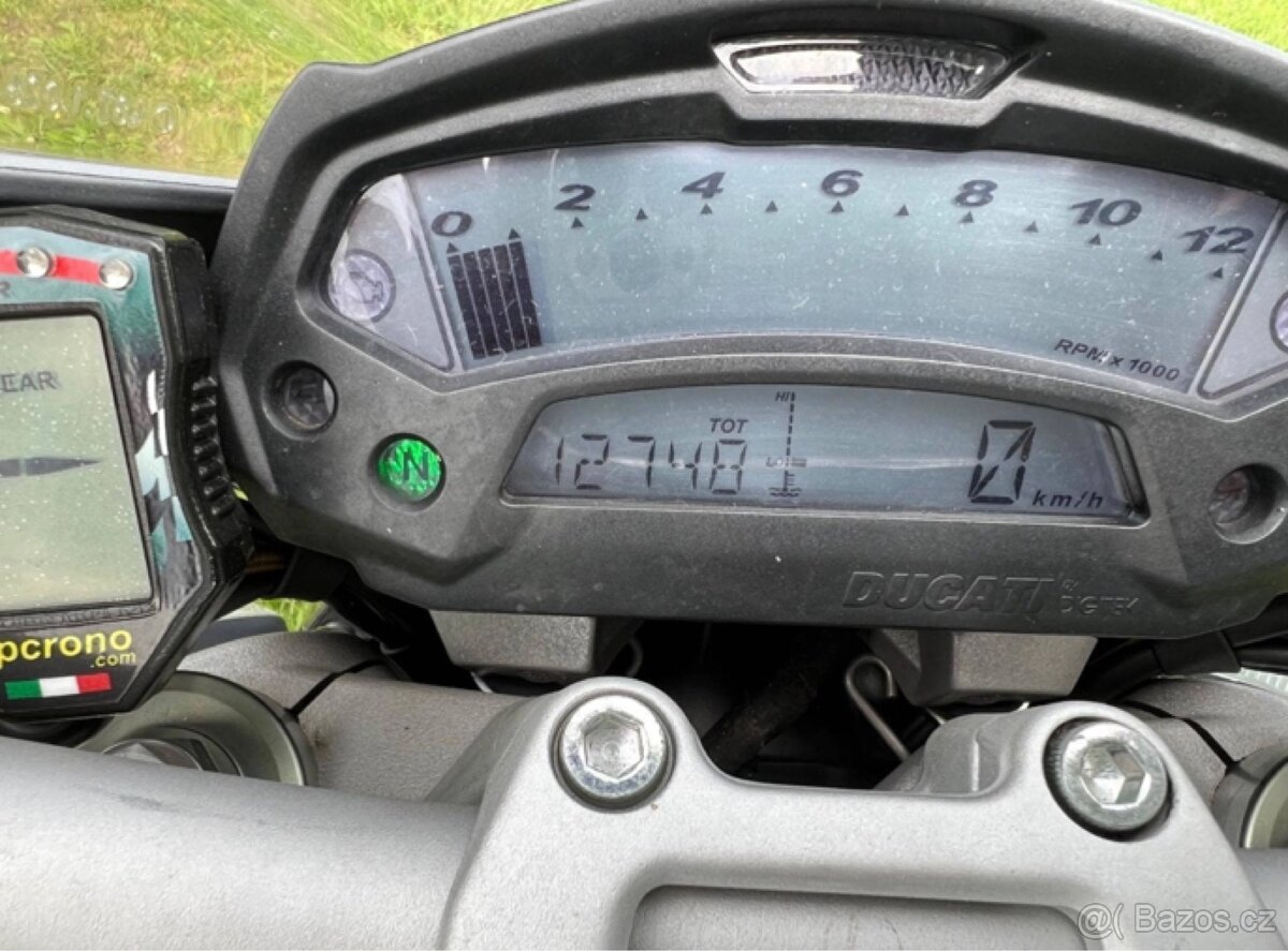 Prodám DUCATI MONSTER 1100 - 9