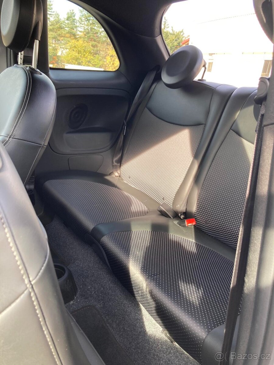 FIAT500e 2016 (FT835) - 9