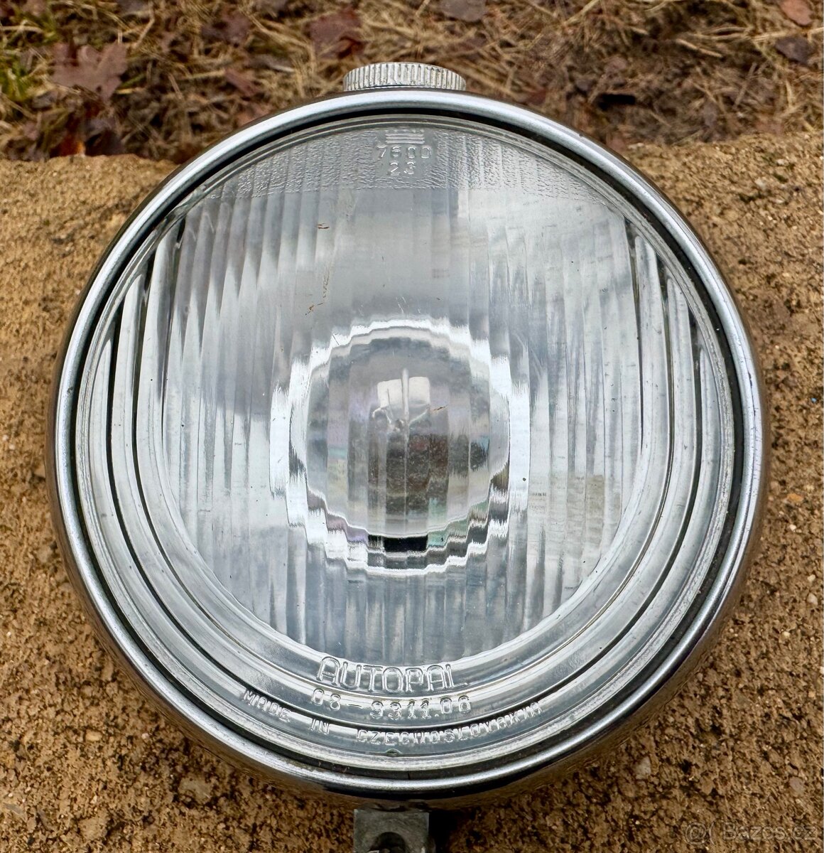 Jawa 50 pařez pionýr libeňák - přední světlo - 9