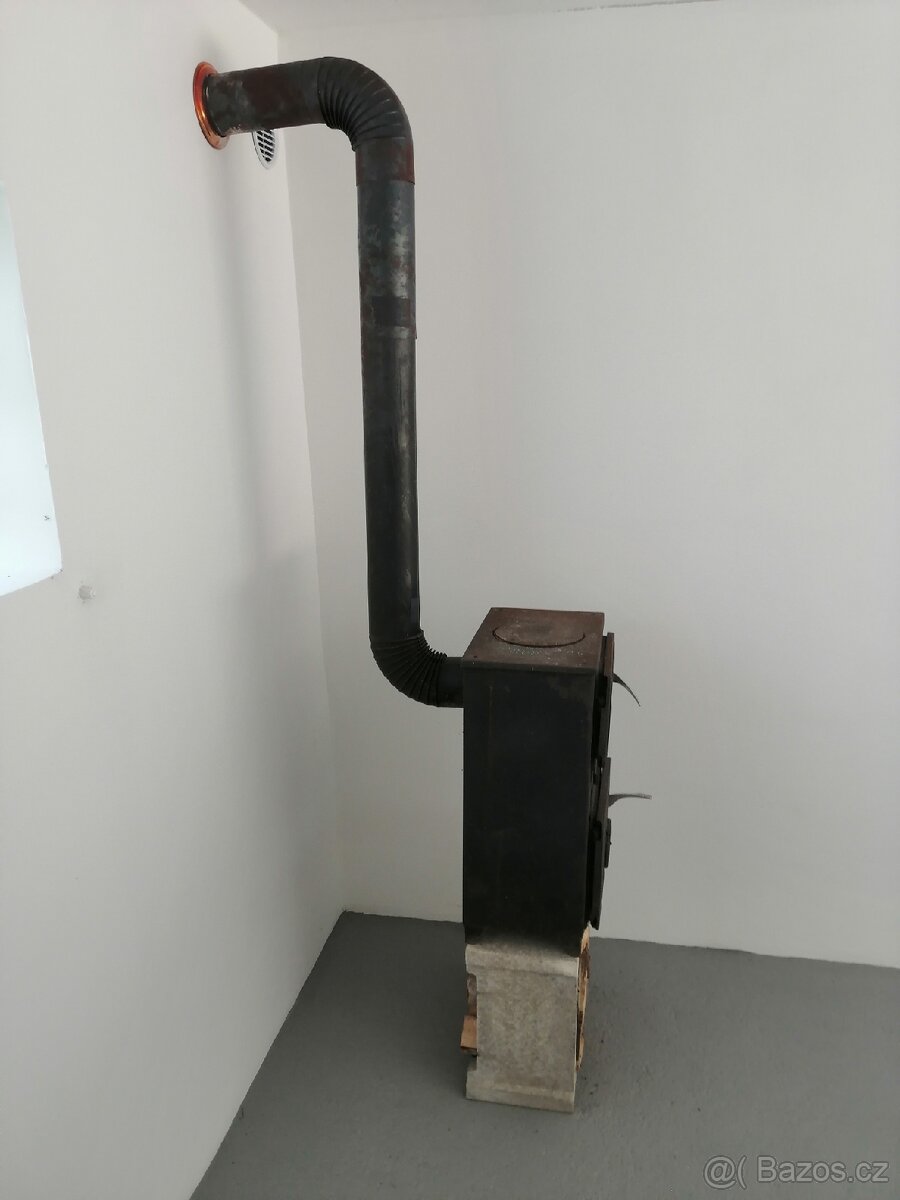 Prodám řadovou garáž - 9