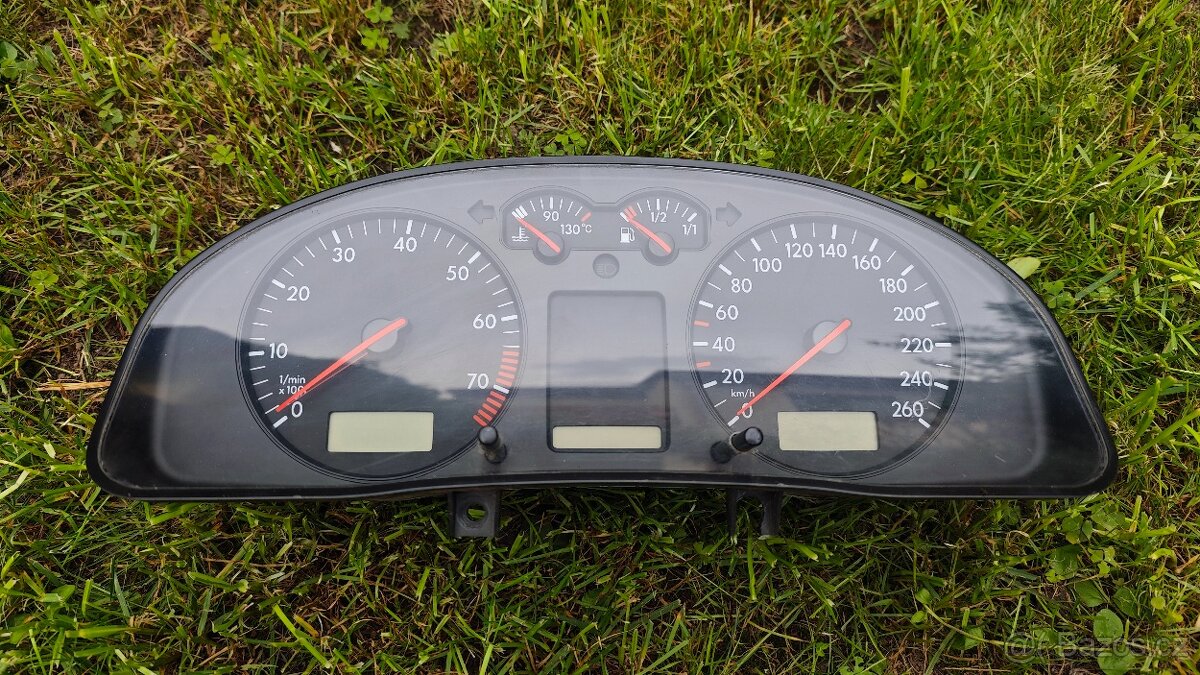 Budíky VW Passat B5 / B5.5 - 9