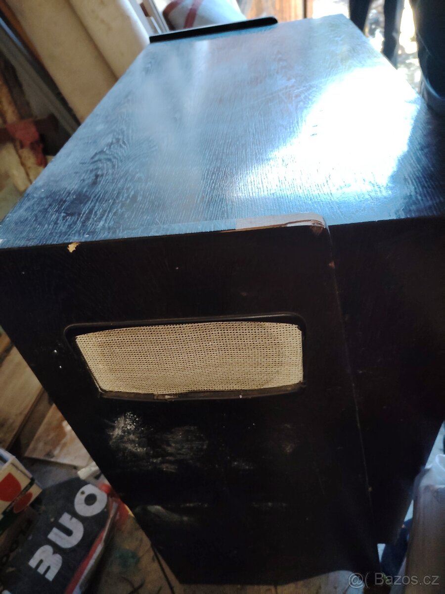 Historické gramorádio Tesla - 9