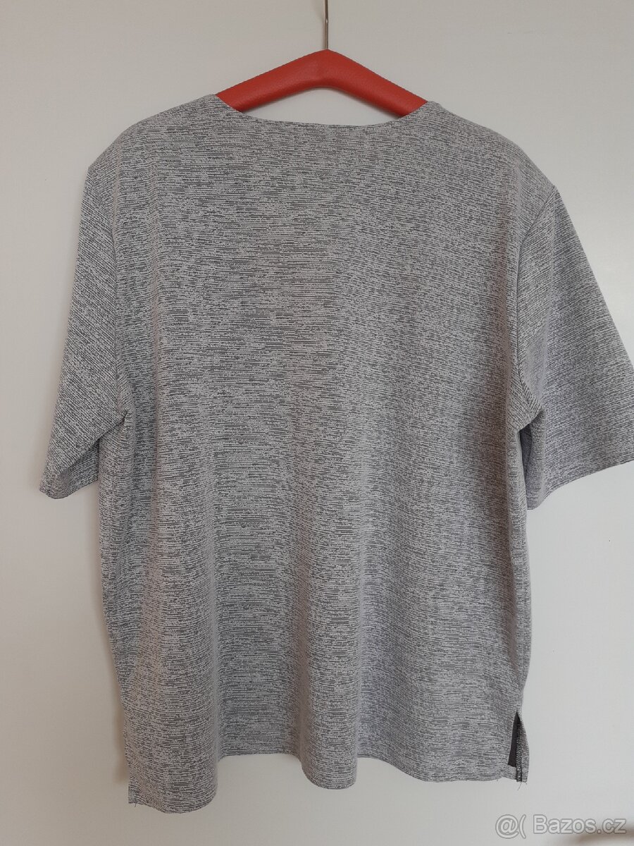 Dámská šedá halenka 46/48 - 9