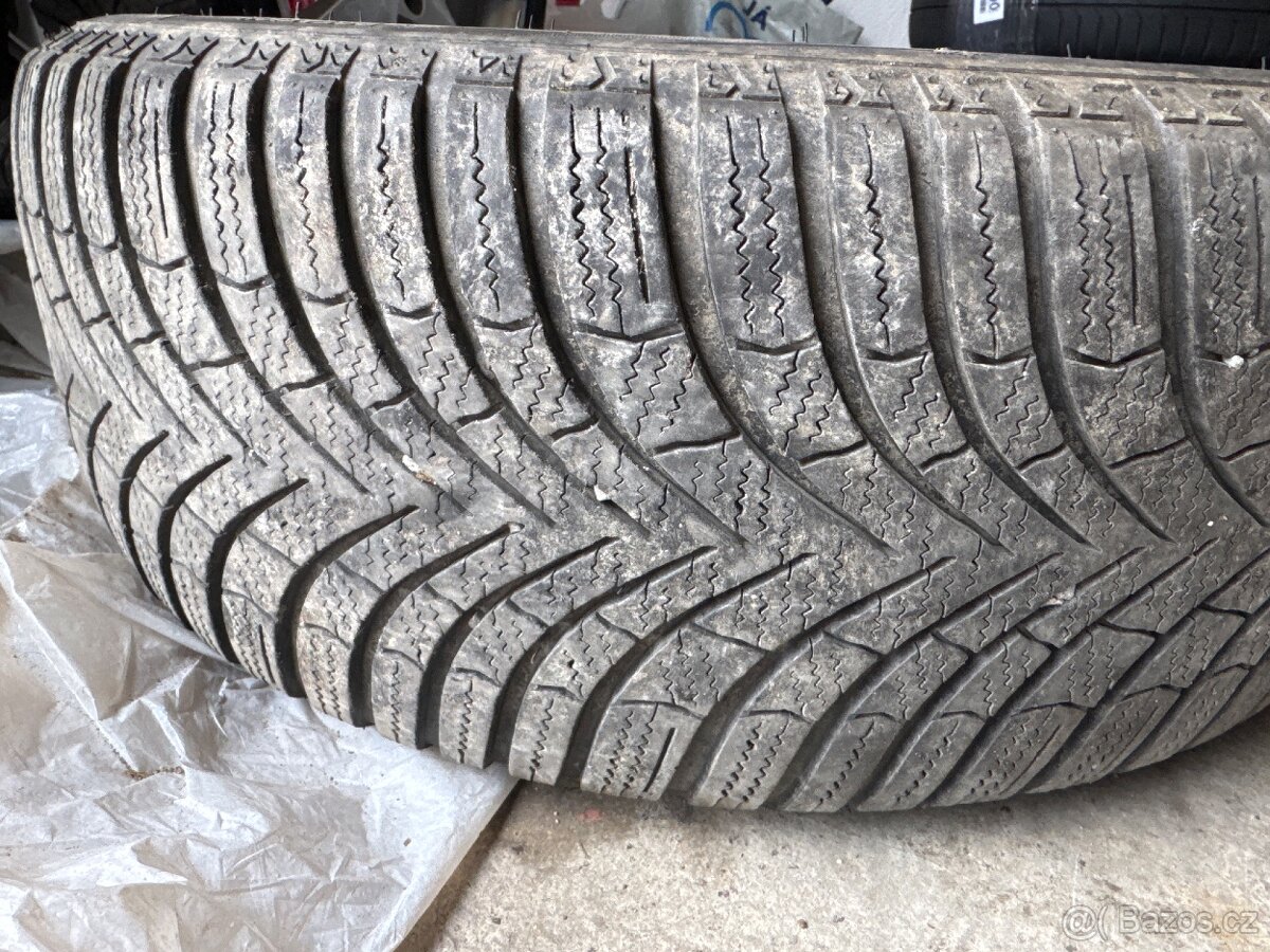 Denom R17 komplety - 9