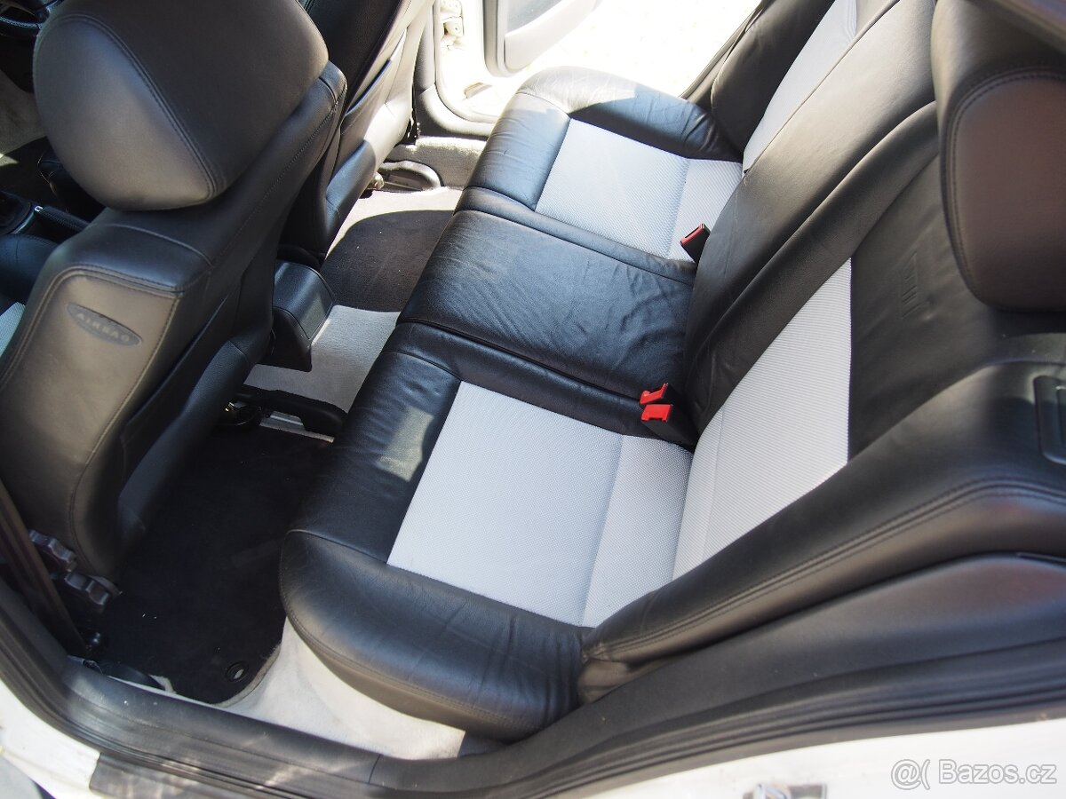 Škoda Octavia RS vRS Motorsport 100 limitovaná edice, č.75 - 9