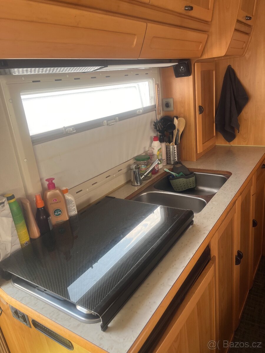 Obytný automobil Hymer - 9