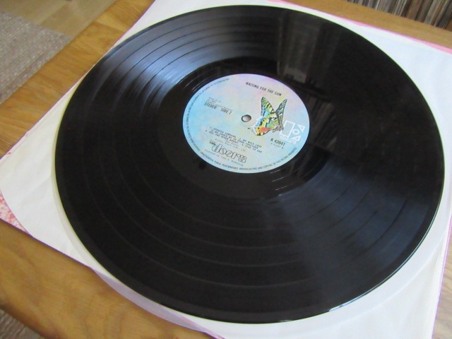 LP Doors - Waiting for the Sun - 9