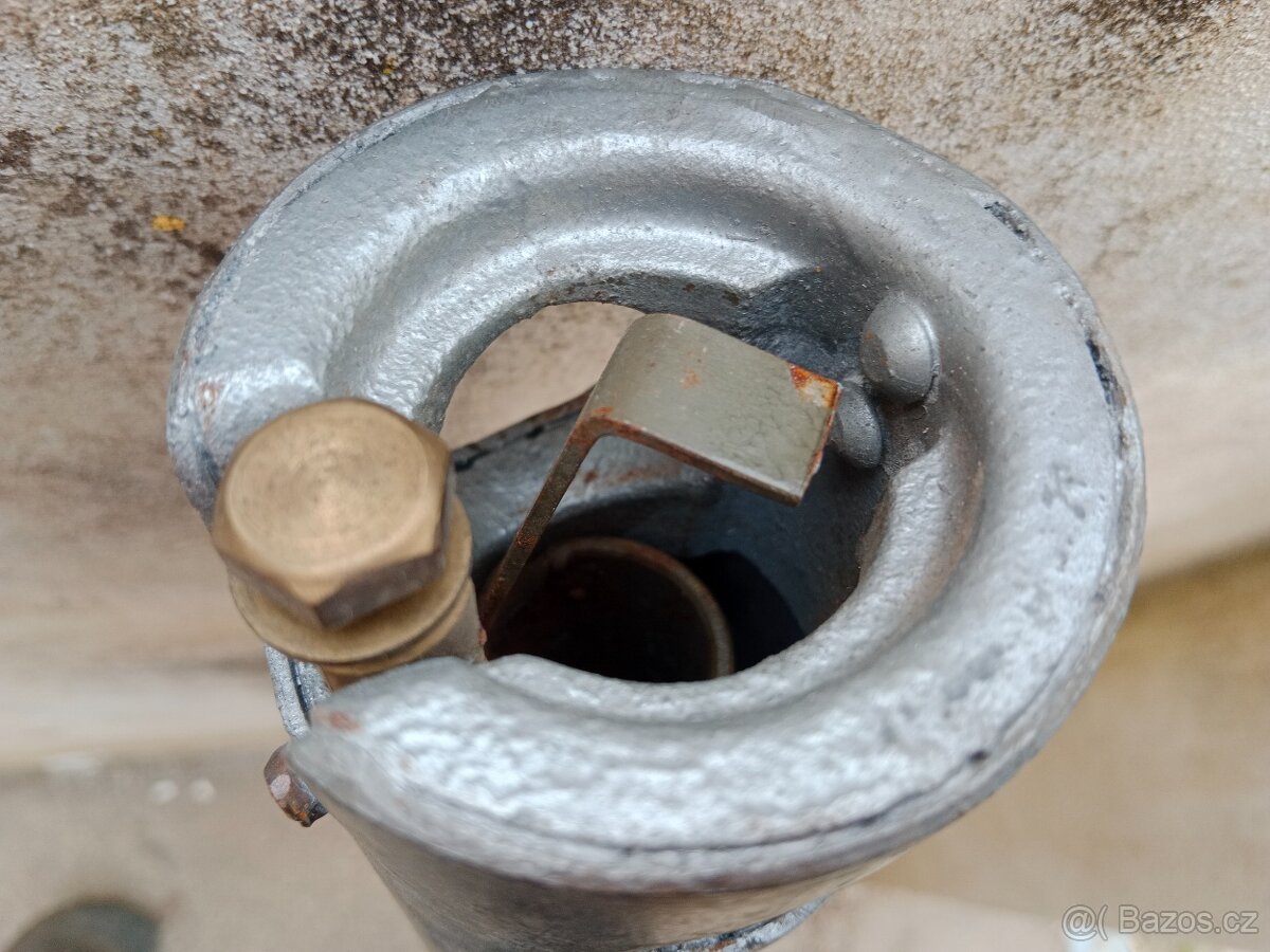 Zemnící kolíky - cena za kus - 9