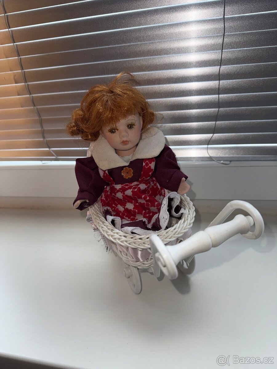 Kočárek s panenkou - 9