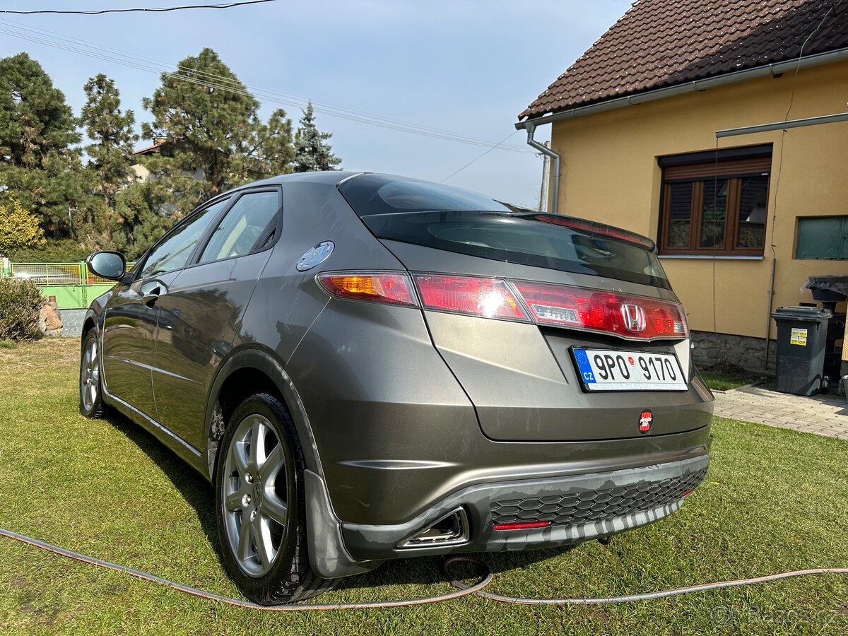 HONDA CIVIC Typ FK3 - 9