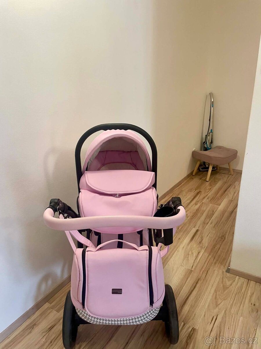 Růžový kočárek trojkombinace - 9