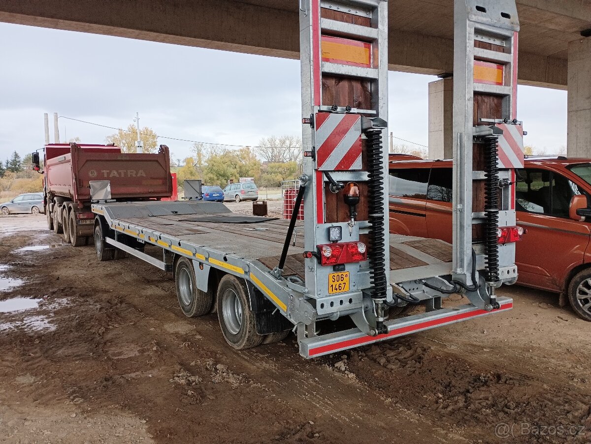 Vlek přívěs na přepravu kompresor vrtná souprava - 9