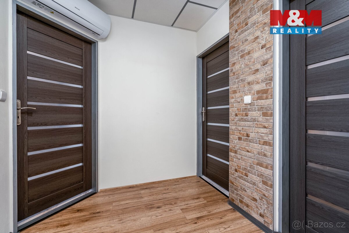 Prodej rodinného domu 5+1, 1205 m², Černá u Bohdanče - 9