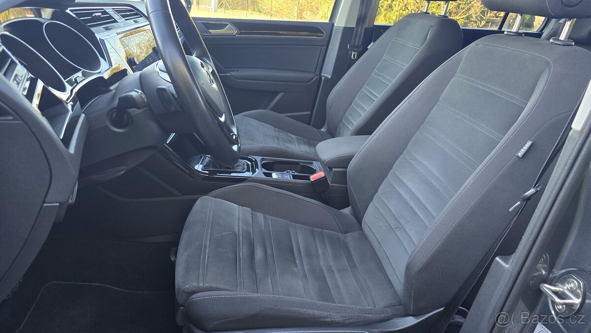 VW Touran Highline R-Line 1.4 TSI 110 kw DSG - 9