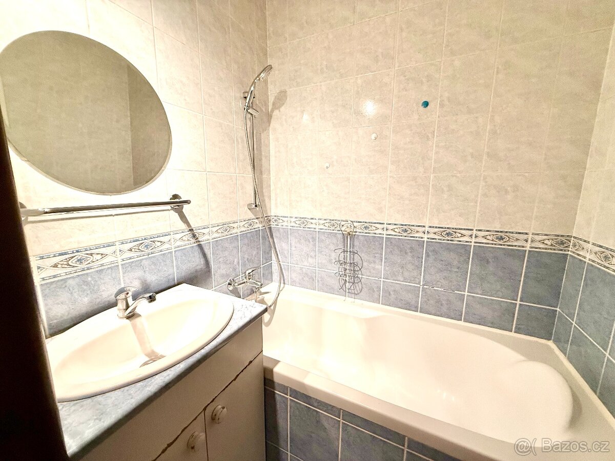 Pronájem bytu 3+1, Lanškroun, ul. Husova /Garáž/ - 9