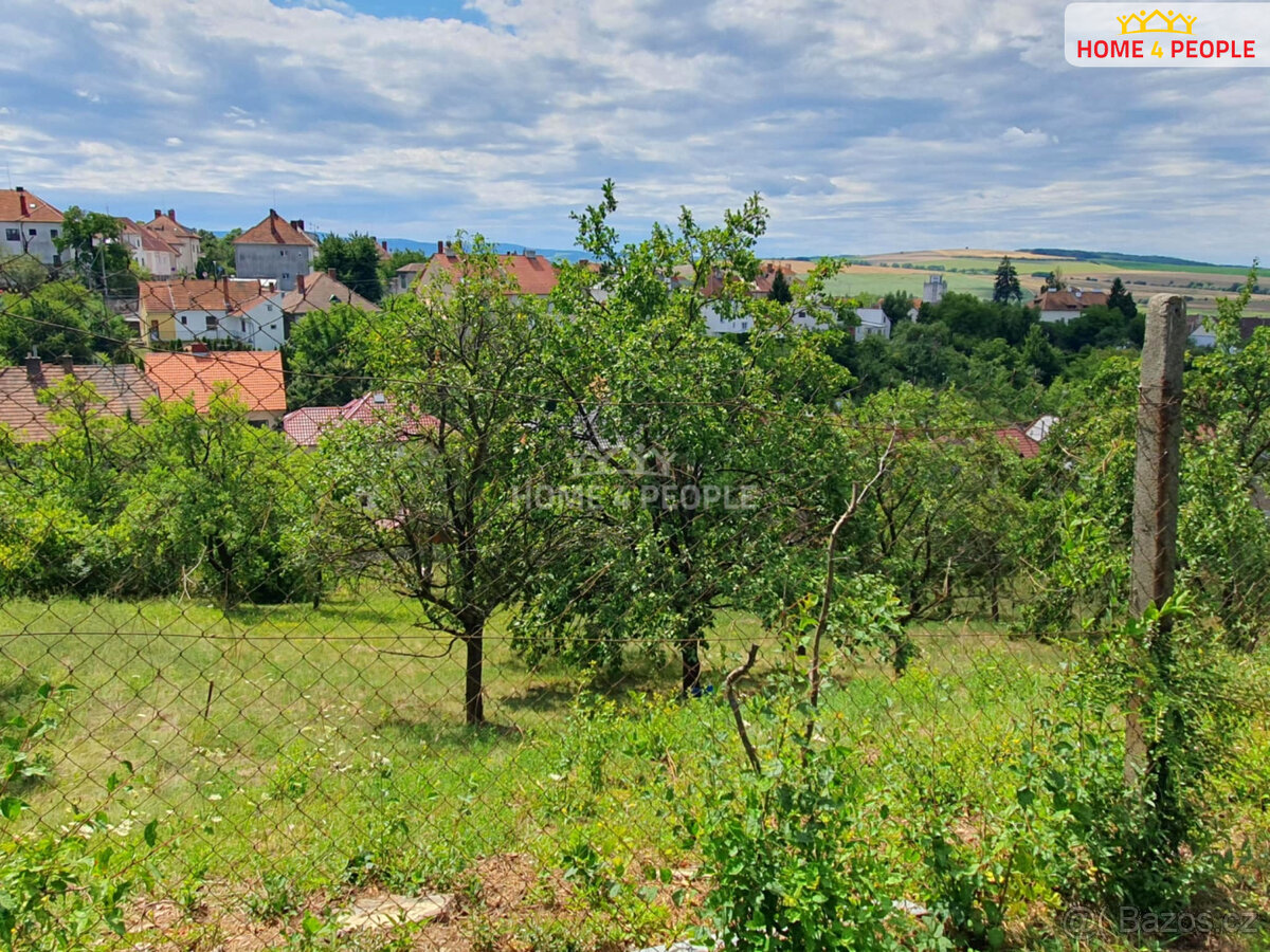 Nízkoenergetický patrový RD 4+kk v Uherském Brodě se zahrado - 9