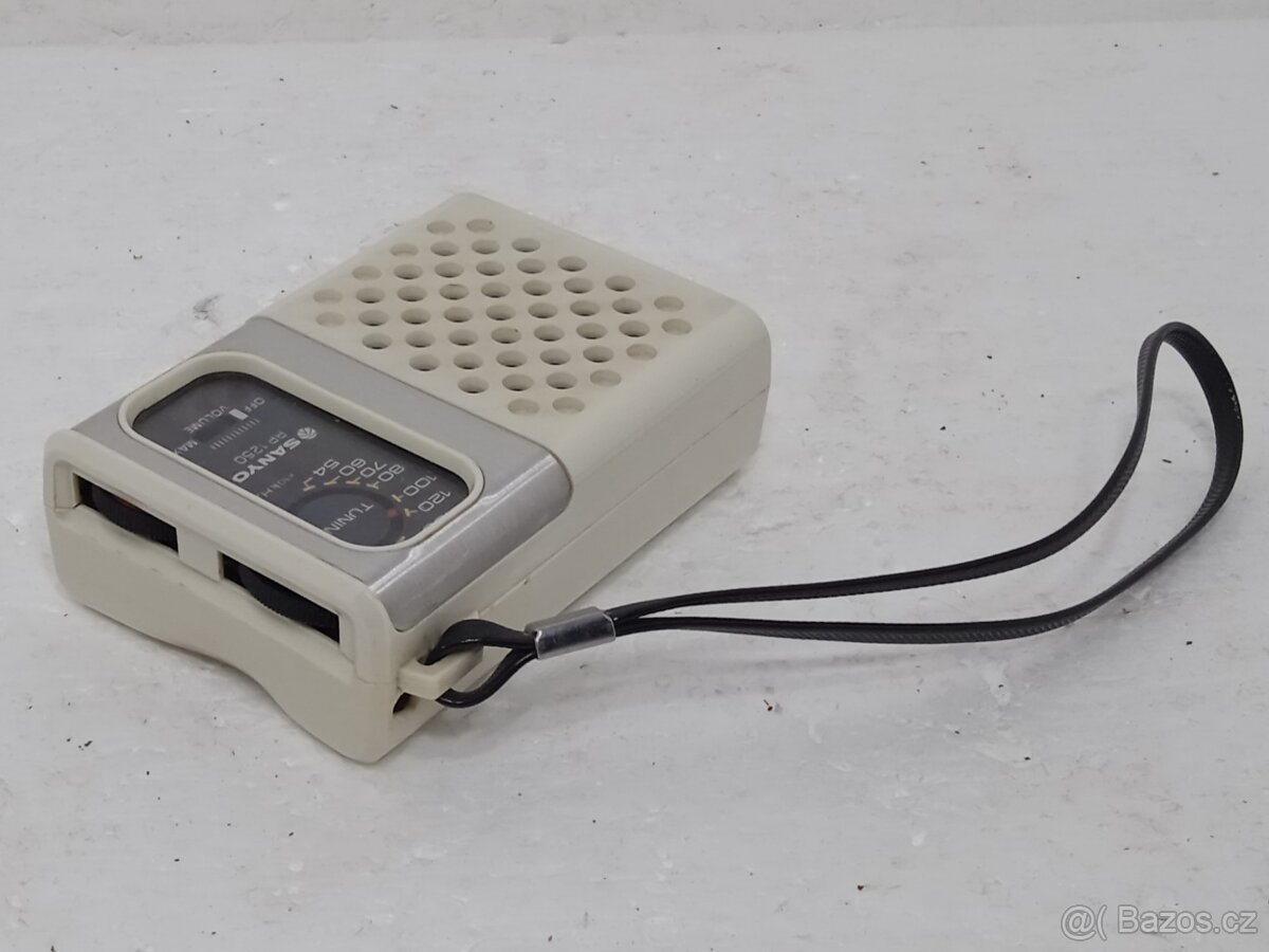 Sanyo RP 1250 - Tranzistorové rádio Japan - 9