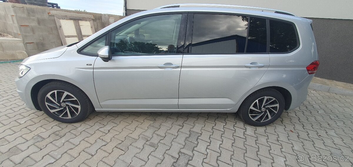 VOLKSWAGEN TOURAN JOIN 1.2TSI 81KW 7MÍST LED NAVI TOP STAV - 9
