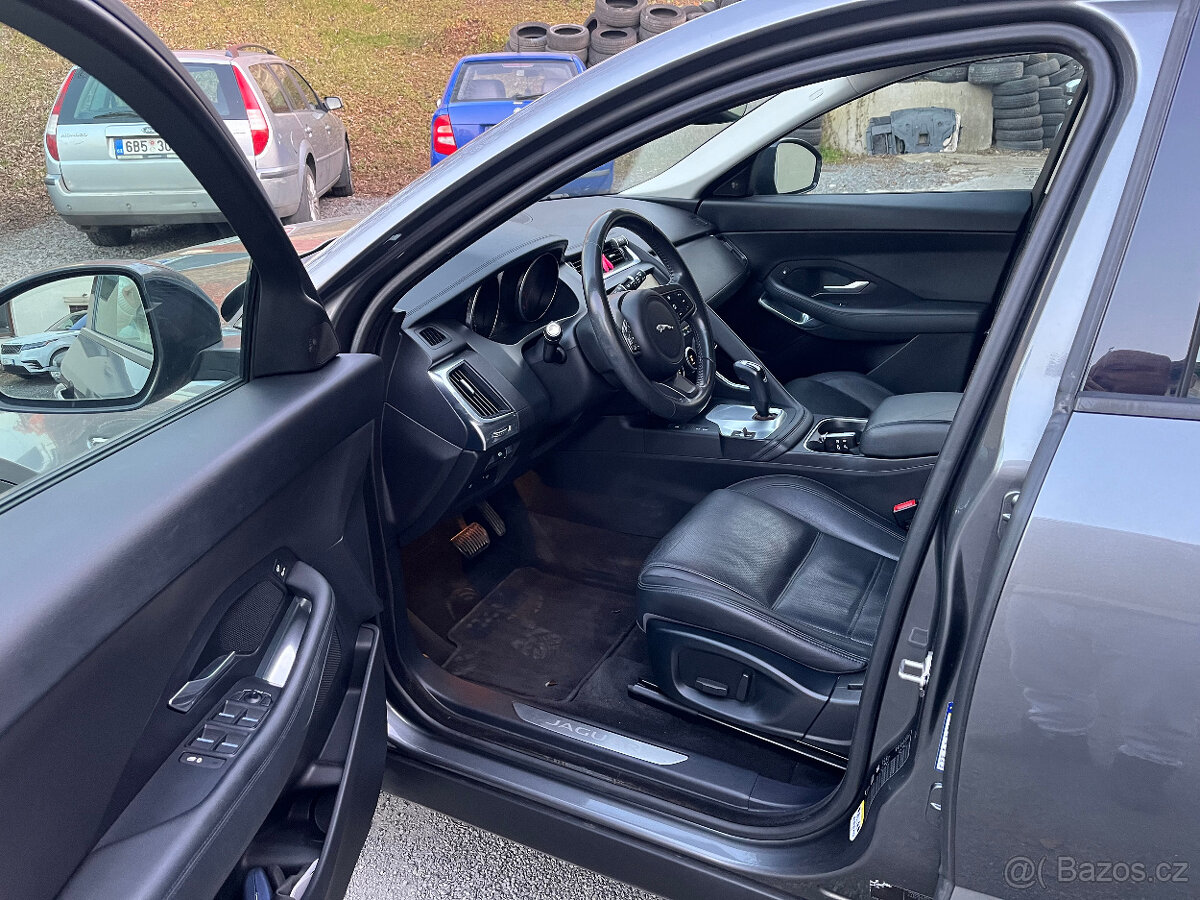 Jaguar E-Pace 2.0 D 150 AWD, LED,4X4,AUT,ČR DPH - 9