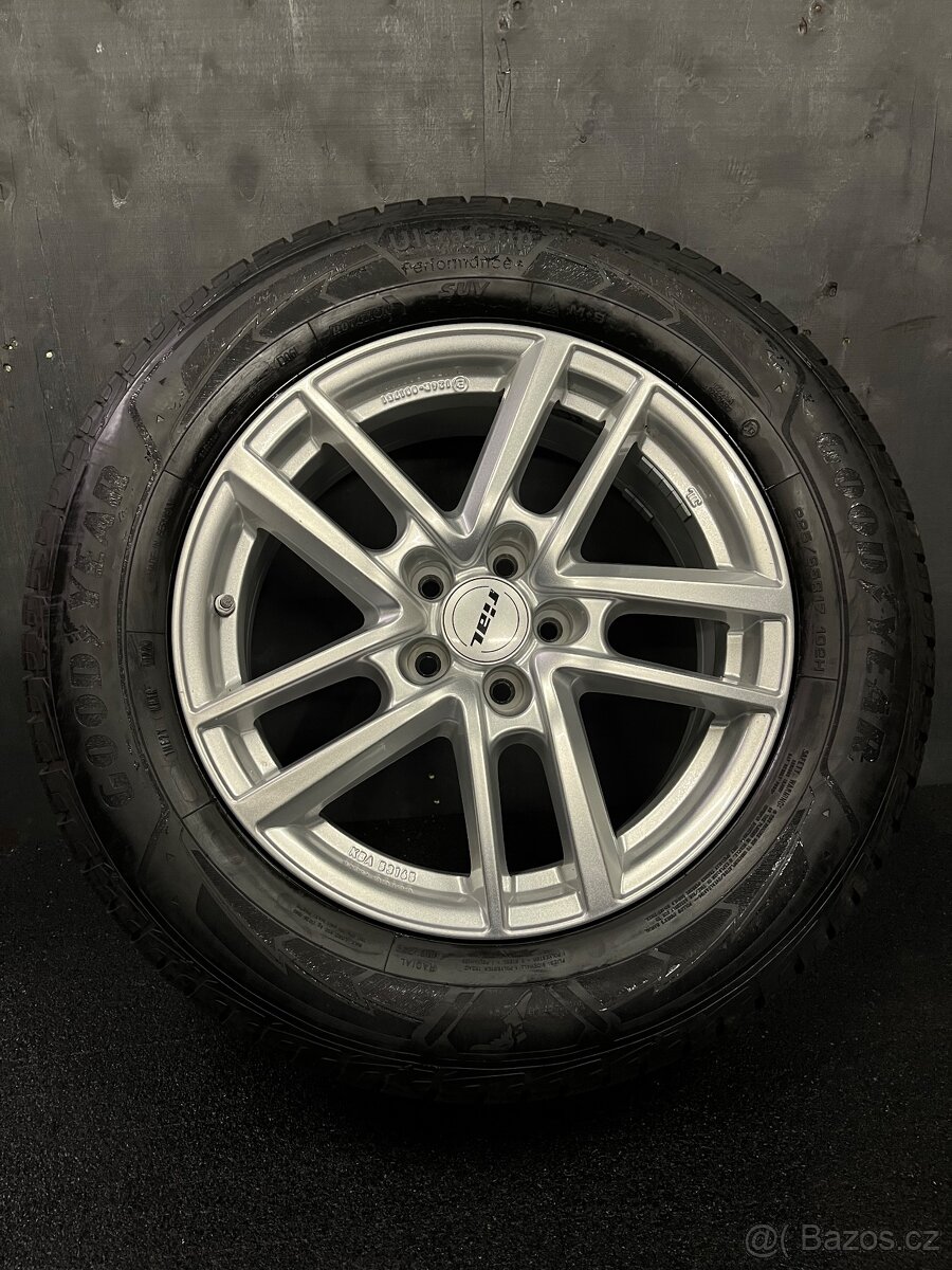 alu Kola RIAL 5x108 225/65/17 Ford kuga 7jx17h2 ET 40,5 - 9