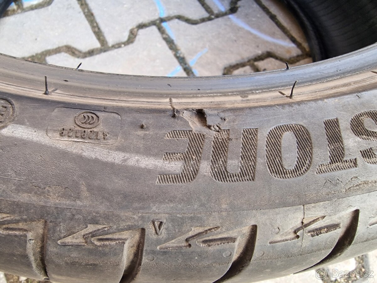 Letní pneumatiky 225/40 R19 - 9