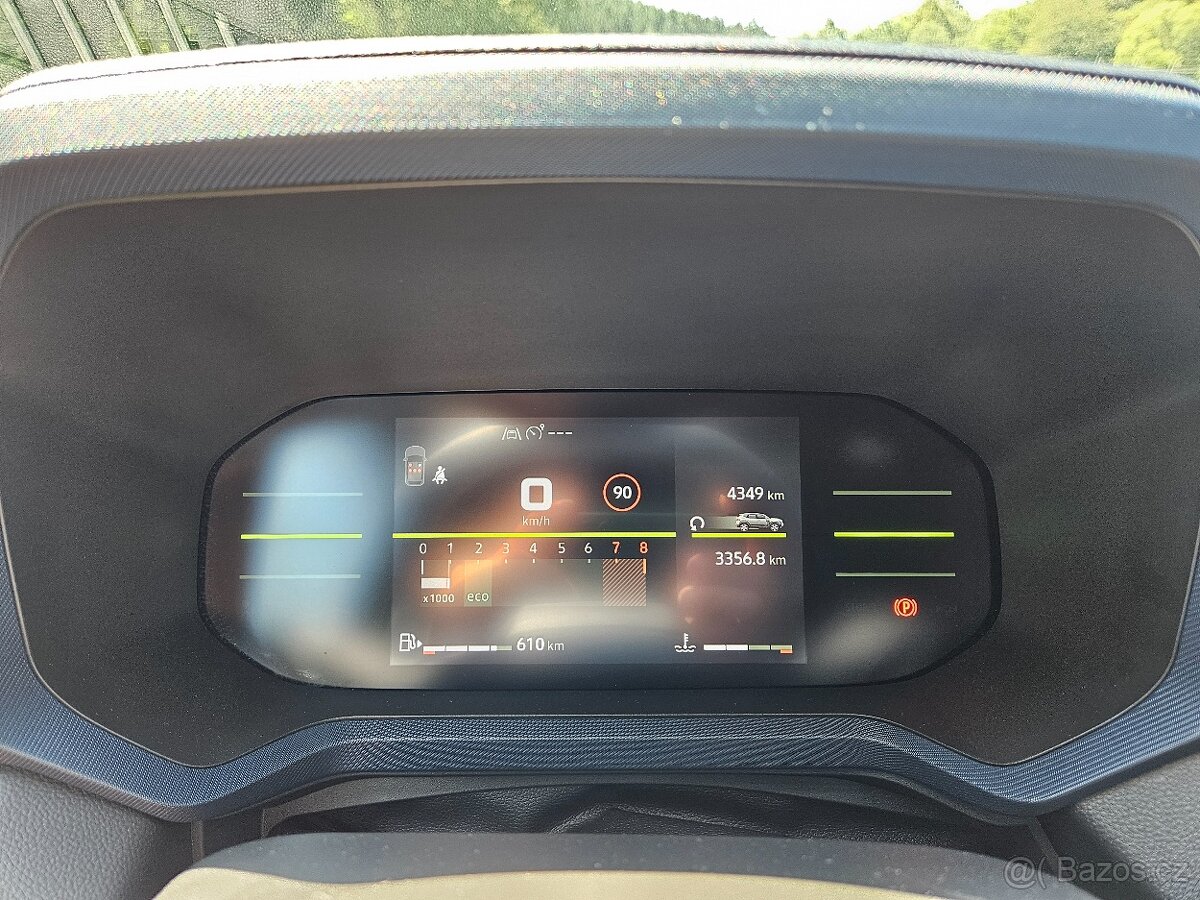 Dacia Duster Expression TCe 130 - nájezd 4349 km - 9