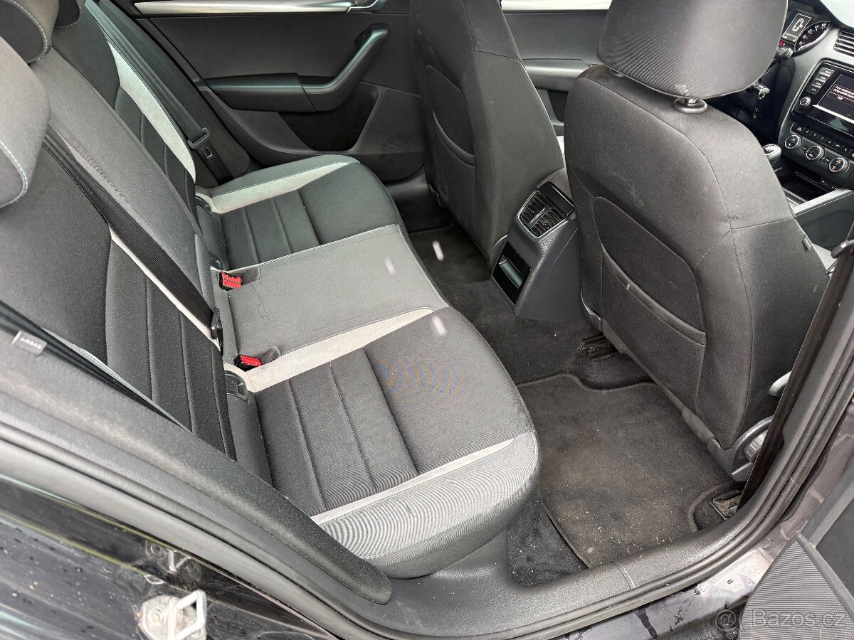 ŠKODA OCTAVIA KOMBI 3 2017 2.0TDI JOY - 9