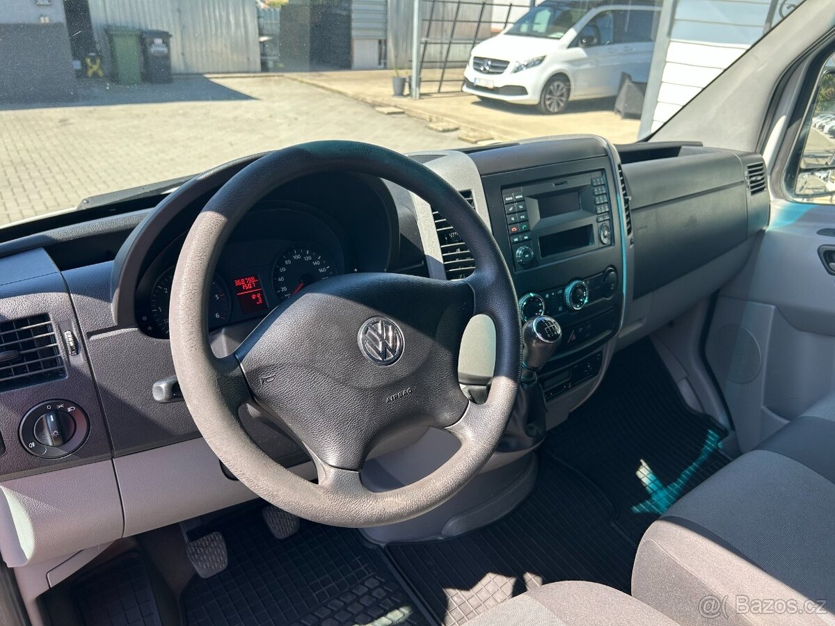 VW Crafter 2.0 TDI 100 kw 6 Míst 2015 L4H2 - 9