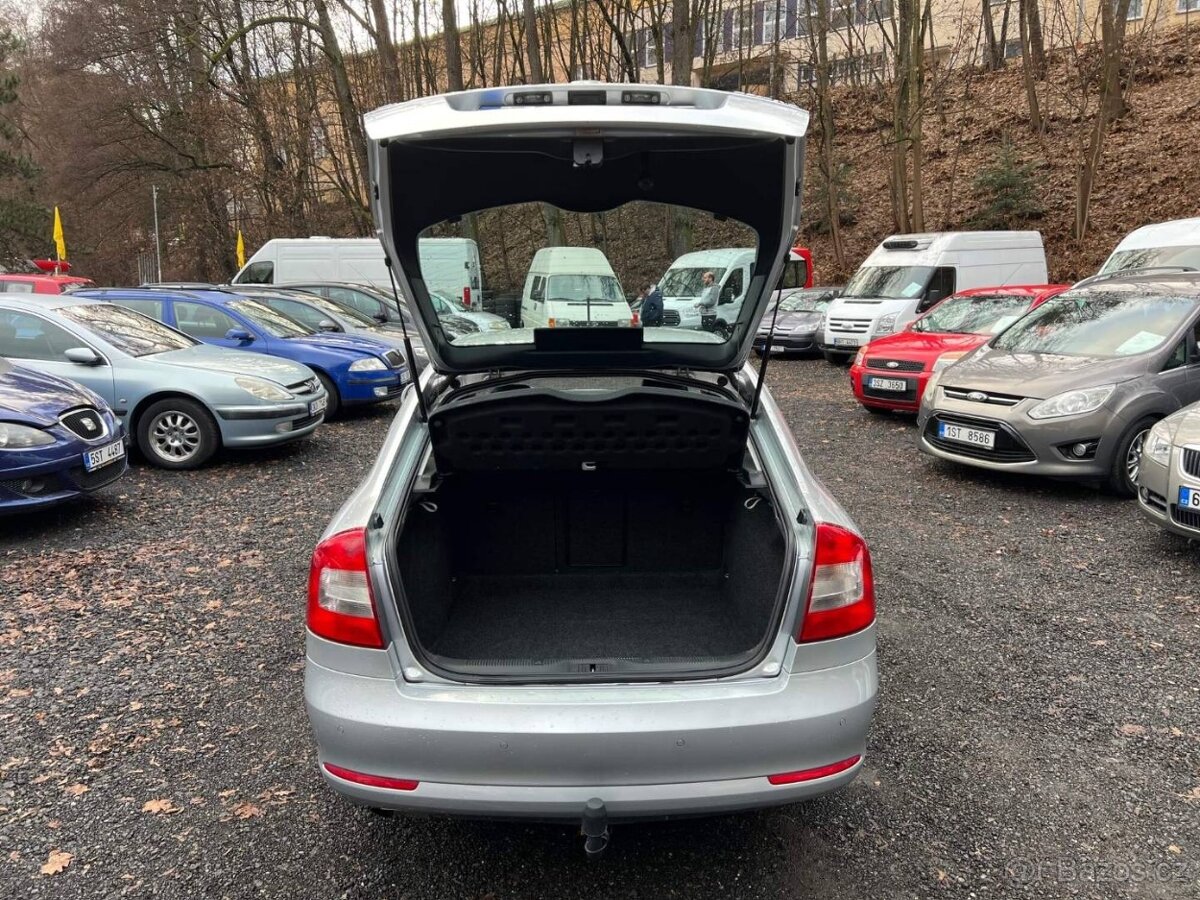 Škoda Octavia 2.0 TDI CR 103 kW tažné klima tempomat 2011 - 9