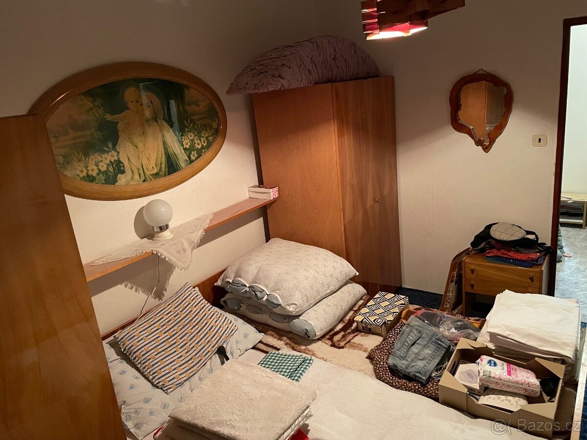 Starý nábytek za odvoz - 9