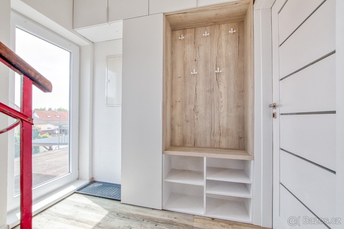 Prodej rodinného domu s potenciálem přes 270 m2 plochy - 9