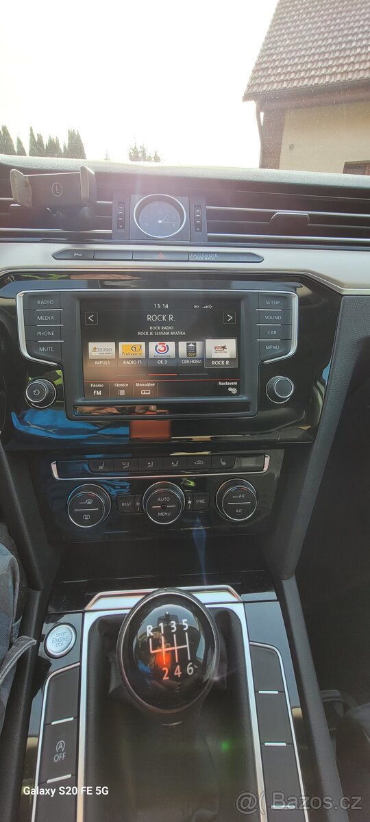 Volkswagen Passat 2,0 TDi Highline sedan - 9