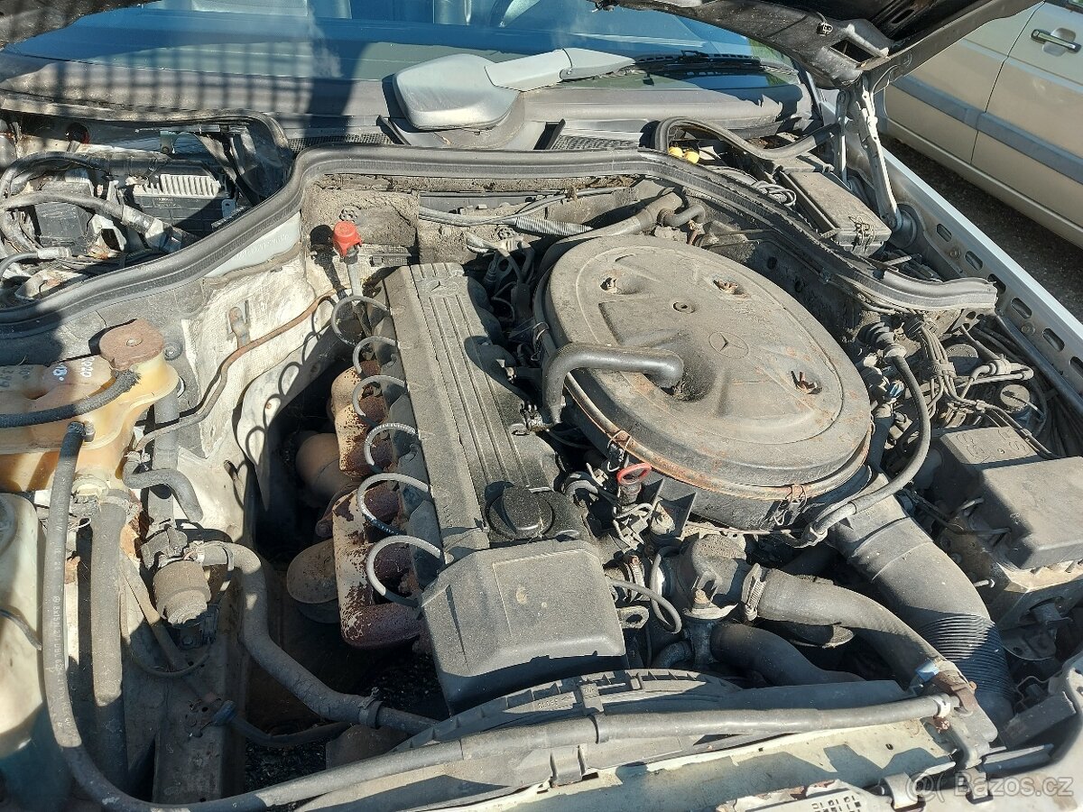 MB 300 CE , model 124, automat, rok 1989. - 9