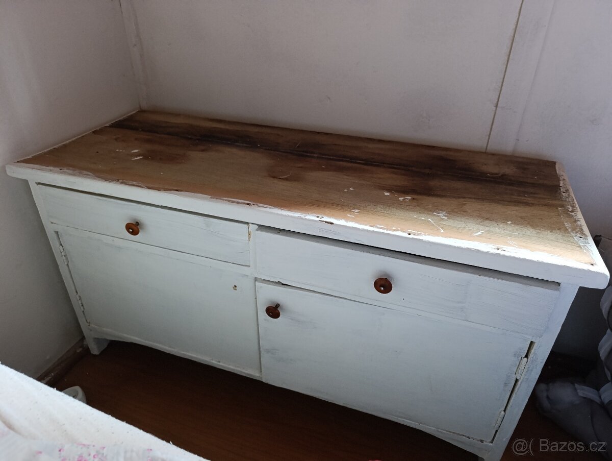 Starý nábytek za symbolickou cenu. - 9